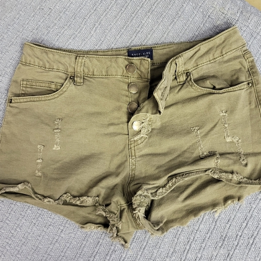 KanCan Olive Distressed Women's Shorts